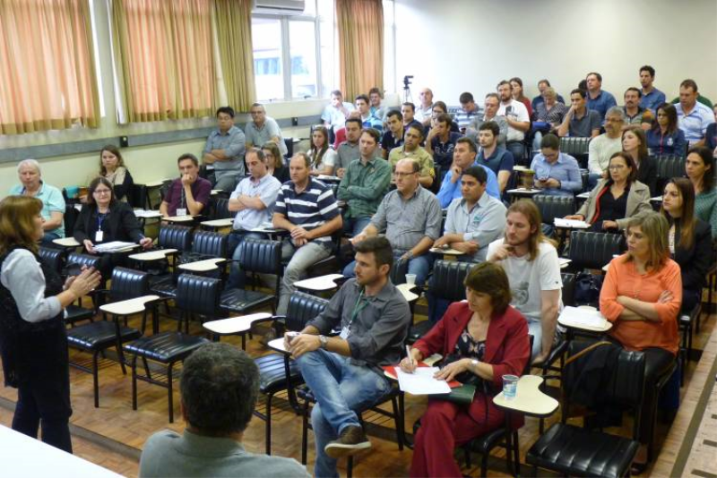 SECRETARIA DE AGRICULTURA PARTICIPA DE SEMINÁRIO 